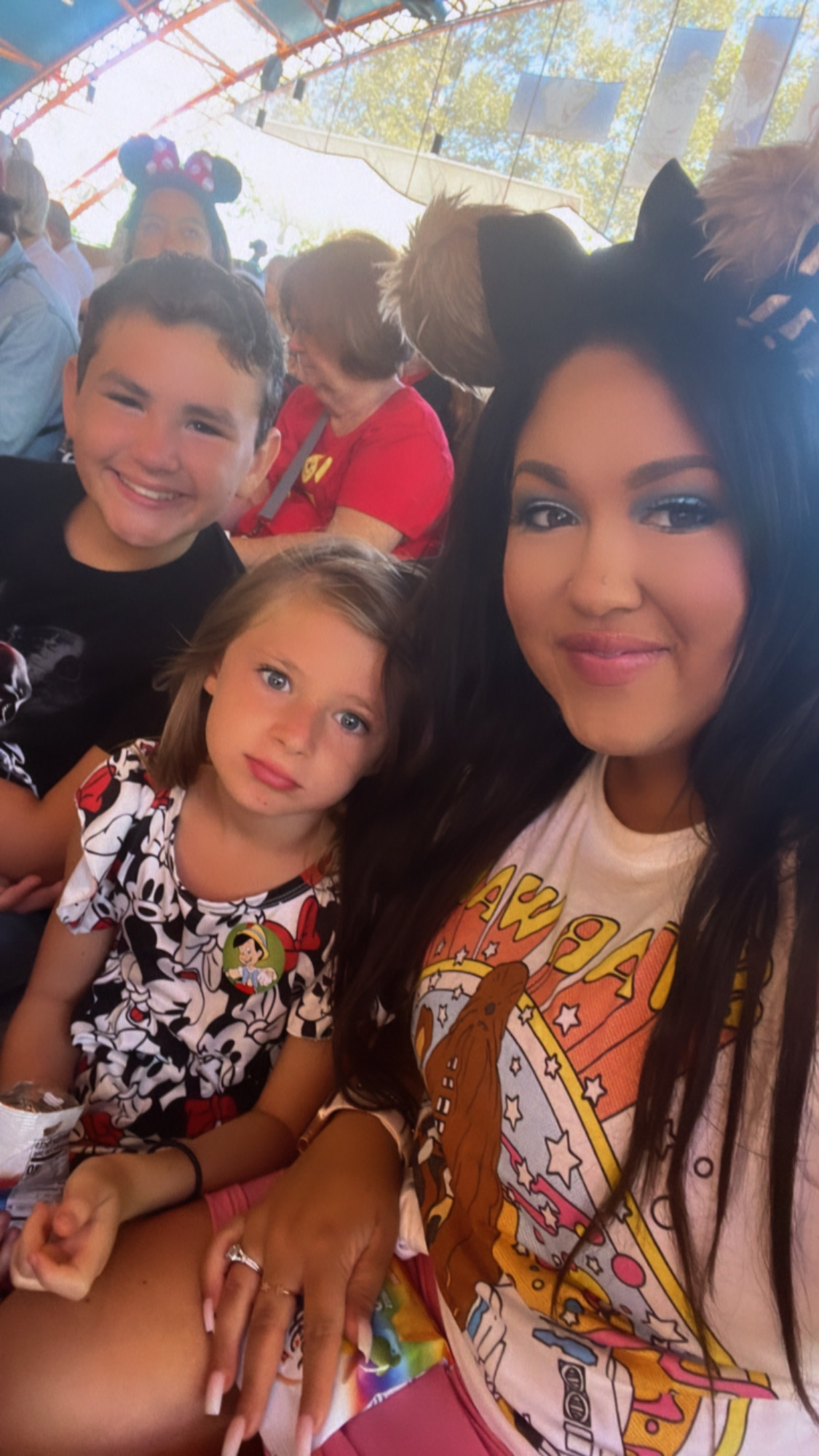 How To Travel With Two Kids Alone To Walt Disney World